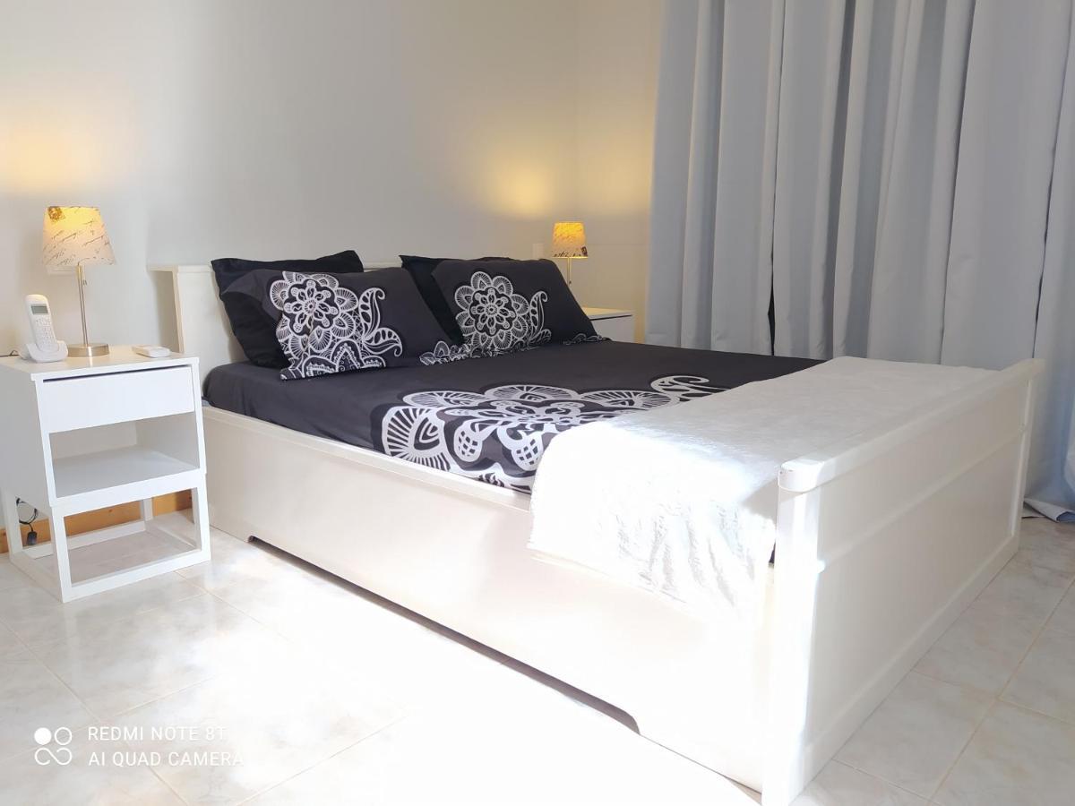 Apartmán Apartamento Ferradura Espargos Exteriér fotografie